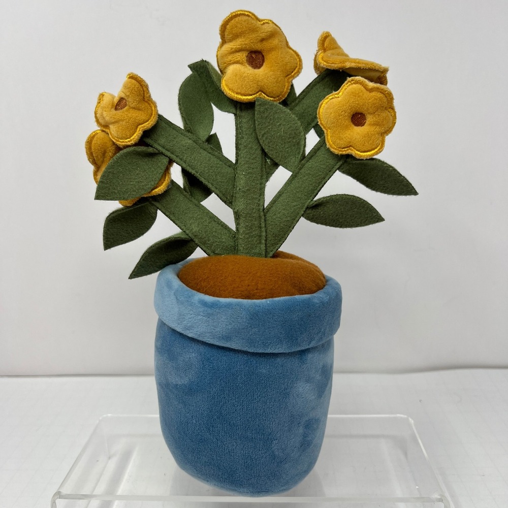 Pillowfort Flowerpots and Soil‎ Kids Plush Garden Play Set Blue Yellow Excellent